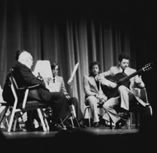Peter Zisa performs for Maestro Andres Segovia Memorable master class: Peter Zisa performs for Maestro Andres Segovia